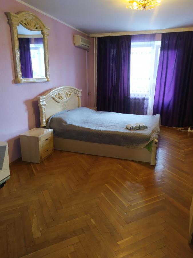 Затишні Апартаменти В Центрі Rivne Exteriör bild